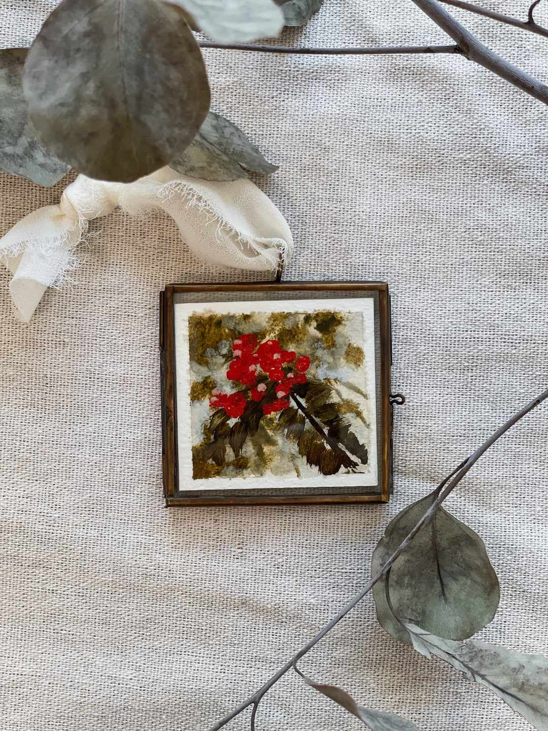 Holiday Berries Vintage Ornament