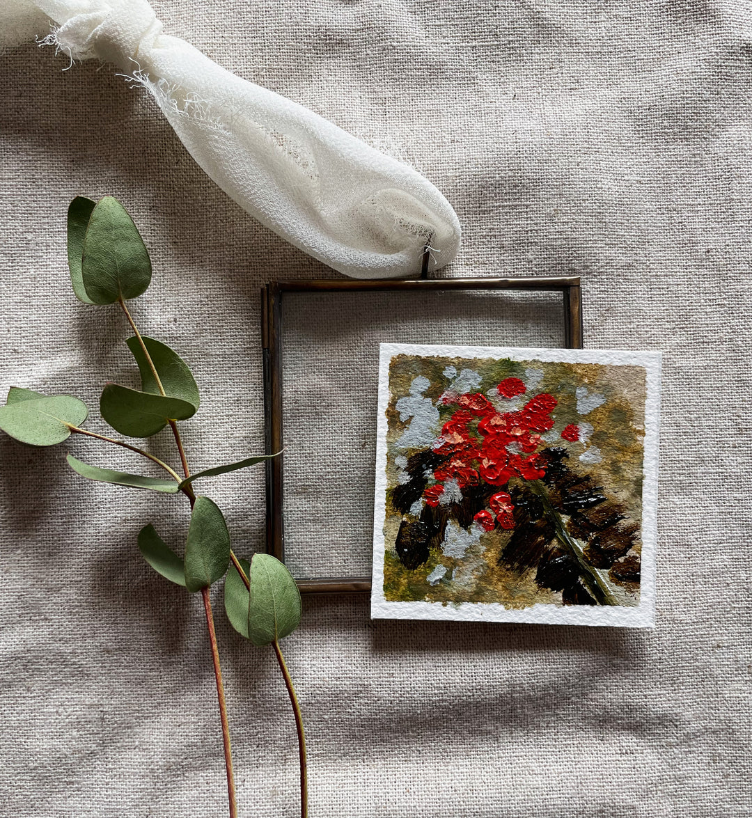 Holiday Berries Vintage Ornament